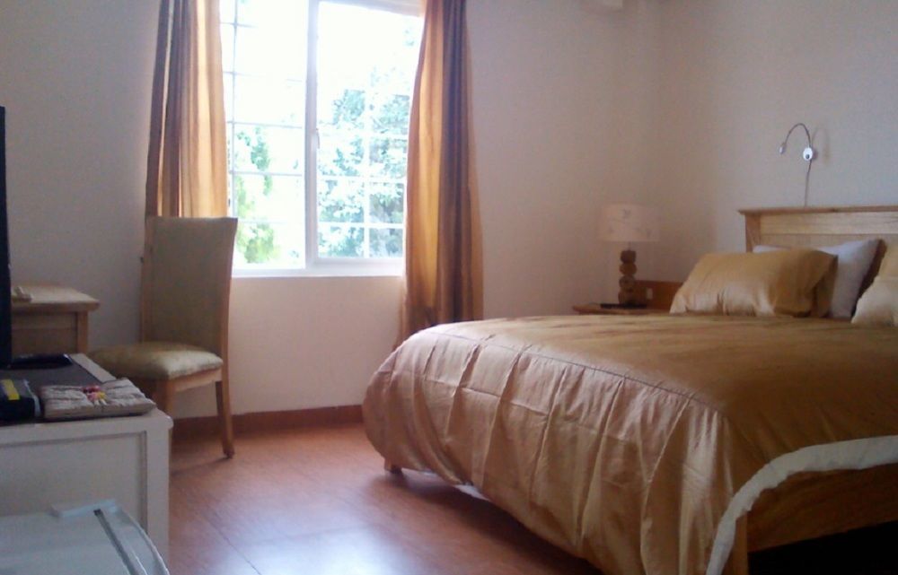 La Nostalgie Boutique Guest House Bandung Exterior foto